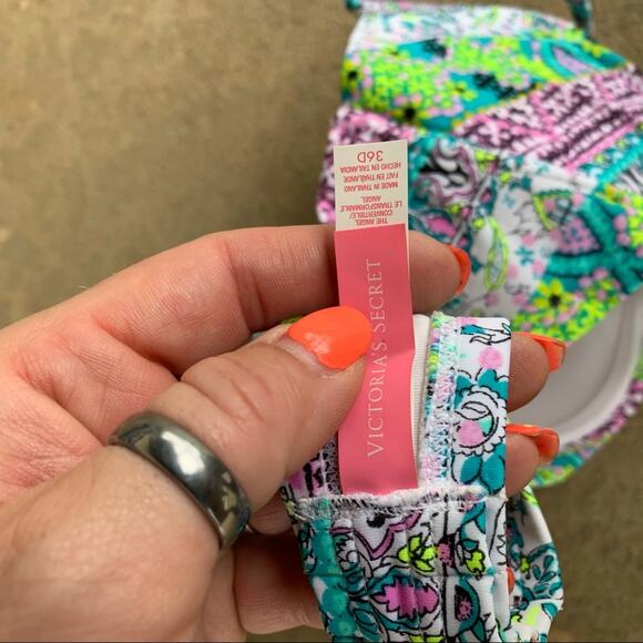 Victoria’s Secret 36D The Angel Convertible floral boho convertible bikini top - Picture 6 of 6